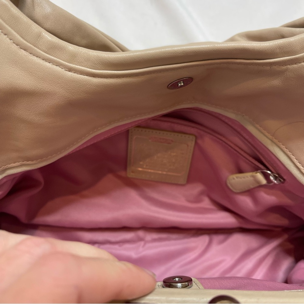 Vintage Coach Parker Cream Tan Beige Leather Kisslock Chunky Straps Hobo Purse - Picture 11 of 13